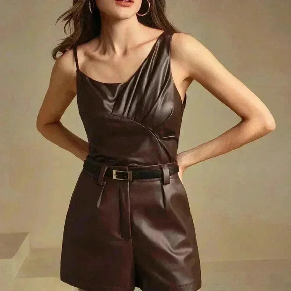 Merlot Preppy Women's Ruched Asymmetric Hem PU Sleeveless Top - Picture 4 of 5